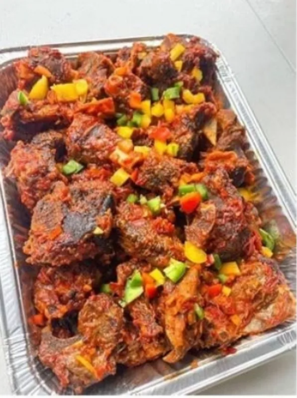 Pepper goat meat with diced peppers